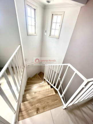 Imagem Sobrado com 3 Quartos à Venda, 207 m² em Parque Maria Helena - Suzano
