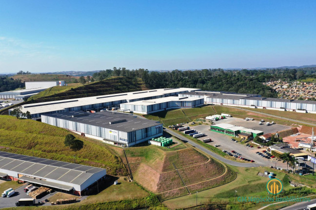 Imagem Galpão para Alugar, 11.698 m² em água Morna - Embu Das Artes Imagem Galpão para Alugar, 11.698 m² em água Morna - Embu Das Artes