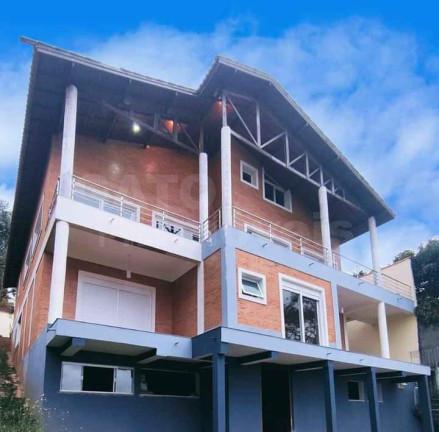 Casa com 3 Quartos à Venda, 700 m² em Alpes Dos Araçás (jordanésia) - Cajamar