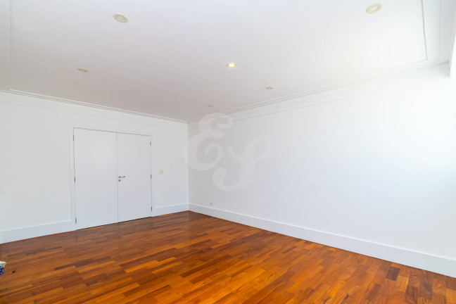 Imagem Casa de Condomínio com 5 Quartos para Alugar, 592 m² em Alphaville - Santana De Parnaíba Imagem Casa de Condomínio com 5 Quartos para Alugar, 592 m² em Alphaville - Santana De Parnaíba