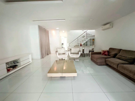 Imagem Casa de Condomínio com 5 Quartos à Venda, 282 m² em Recreio Dos Bandeirantes - Rio De Janeiro Imagem Casa de Condomínio com 5 Quartos à Venda, 282 m² em Recreio Dos Bandeirantes - Rio De Janeiro