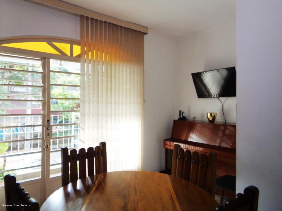 Imagem Casa com 3 Quartos à Venda, 400 m² em Vila Anglo Brasileira - São Paulo Imagem Casa com 3 Quartos à Venda, 400 m² em Vila Anglo Brasileira - São Paulo
