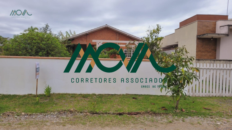 Imagem Casa com 3 Quartos à Venda, 118 m² em Brandalize - Itapoá
