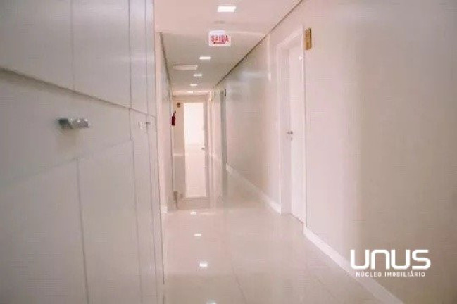 Imagem Sala Comercial à Venda, 585 m² em Barreiros - São José Imagem Sala Comercial à Venda, 585 m² em Barreiros - São José