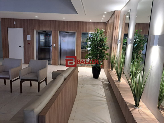 Imagem Apartamento com 1 Quarto à Venda, 66 m² em Centro - Florianópolis Imagem Apartamento com 1 Quarto à Venda, 66 m² em Centro - Florianópolis