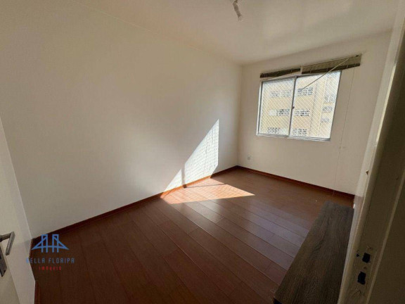 Imagem Apartamento com 2 Quartos à Venda, 65 m² em Centro - Florianópolis