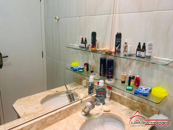 Imagem Casa de Condomínio com 3 Quartos à Venda, 171 m² em Parque Santo Antônio - Jacareí Imagem Casa de Condomínio com 3 Quartos à Venda, 171 m² em Parque Santo Antônio - Jacareí
