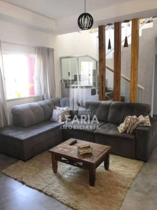 Imagem Casa com 3 Quartos à Venda, 221 m² em Paese - Itapoá Imagem Casa com 3 Quartos à Venda, 221 m² em Paese - Itapoá