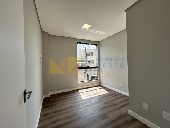 Imagem Sobrado com 3 Quartos à Venda, 144 m² em água Verde - Blumenau