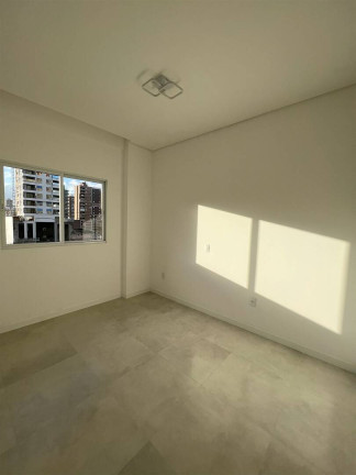 Imagem Apartamento com 3 Quartos à Venda, 152 m² em Meia Praia - Itapema Imagem Apartamento com 3 Quartos à Venda, 152 m² em Meia Praia - Itapema