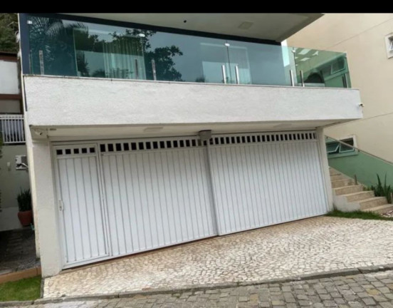 Imagem Casa com 3 Quartos à Venda, 311 m² em Pituaçu - Salvador