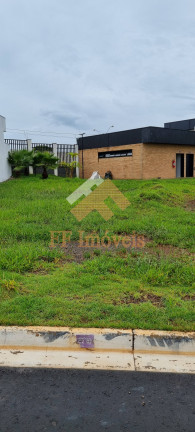 Terreno à Venda, 273 m² em São Carlos