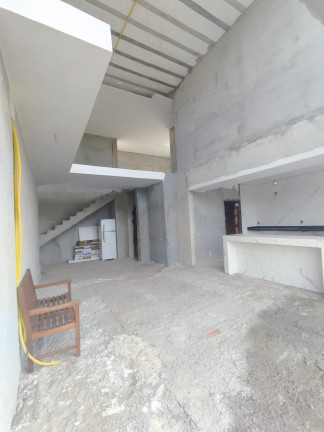 Imagem Casa com 4 Quartos à Venda, 280 m² em Recreio Ipitanga - Lauro De Freitas