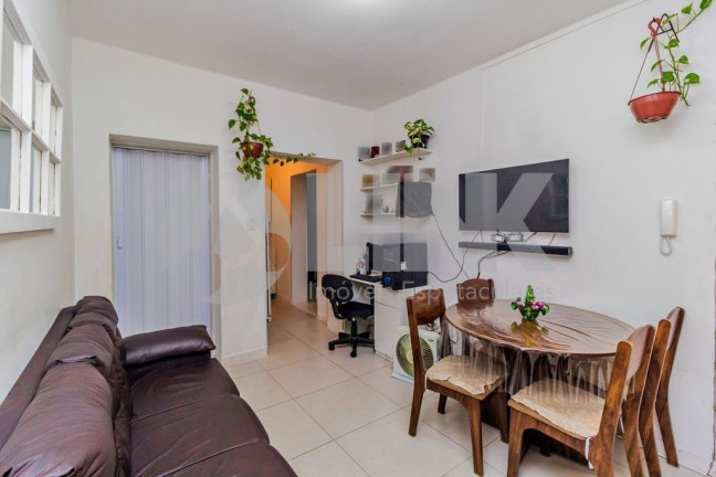 Imagem Apartamento com 2 Quartos à Venda, 62 m² em Petrópolis - Porto Alegre Imagem Apartamento com 2 Quartos à Venda, 62 m² em Petrópolis - Porto Alegre