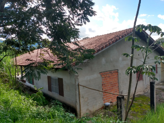 Imagem Imóvel com 6 Quartos à Venda, em São Marcos - Bofete Imagem Imóvel com 6 Quartos à Venda, em São Marcos - Bofete