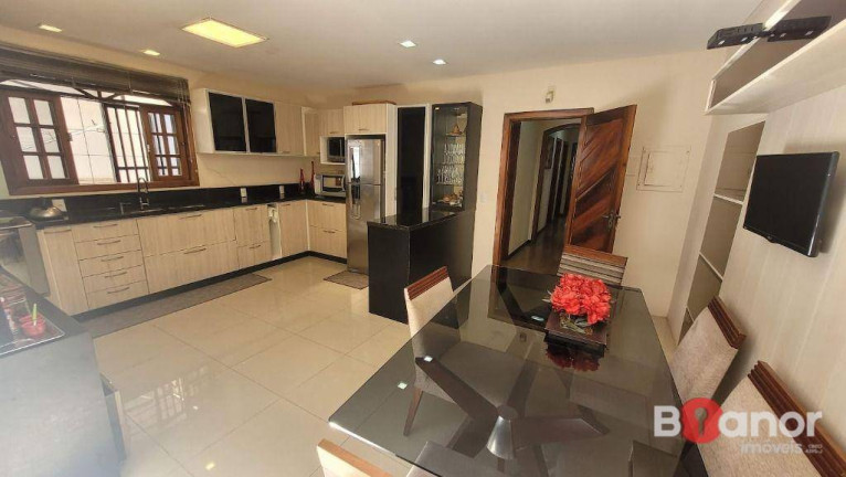 Imagem Casa com 4 Quartos à Venda, 245 m² em Escola Agrícola - Blumenau Imagem Casa com 4 Quartos à Venda, 245 m² em Escola Agrícola - Blumenau