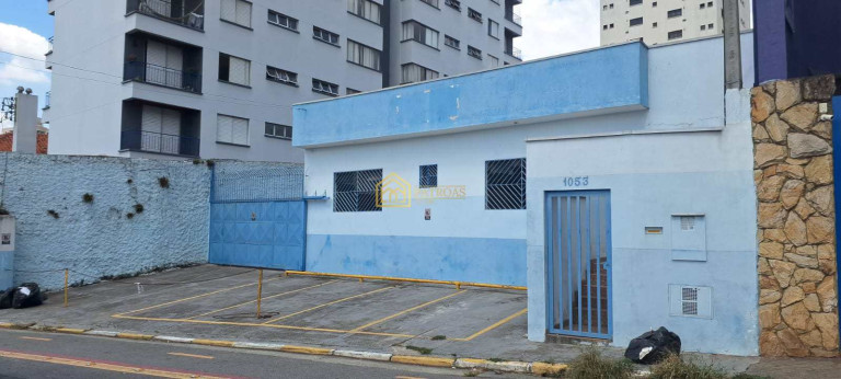 Imóvel Comercial à Venda ou Locação, 810 m² em Vila Moinho Velho - São Paulo