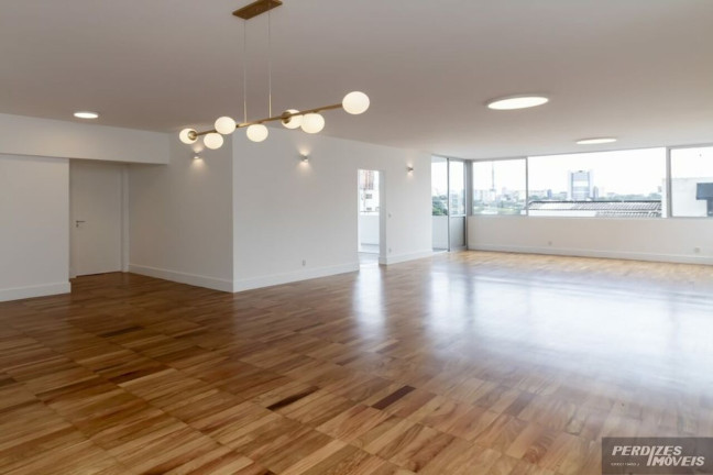 Imagem Apartamento com 3 Quartos à Venda, 270 m² em Higienópolis - São Paulo Imagem Apartamento com 3 Quartos à Venda, 270 m² em Higienópolis - São Paulo