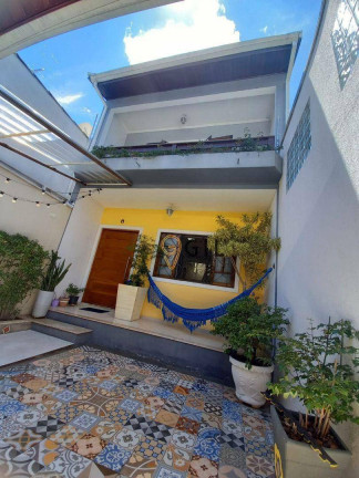Sobrado com 2 Quartos à Venda, 170 m² em Jardim Califórnia - Jacareí