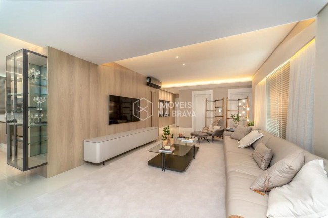 Imagem Apartamento com 4 Quartos à Venda, 237 m² em Centro - Balneário Camboriú Imagem Apartamento com 4 Quartos à Venda, 237 m² em Centro - Balneário Camboriú
