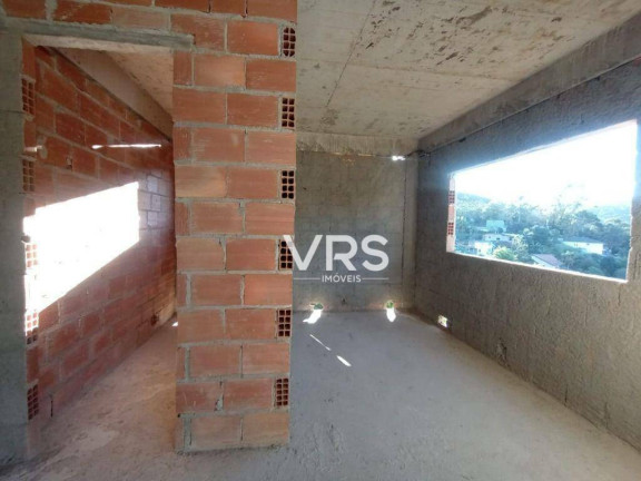 Imagem Casa com 3 Quartos à Venda, 334 m² em Albuquerque - Teresópolis Imagem Casa com 3 Quartos à Venda, 334 m² em Albuquerque - Teresópolis