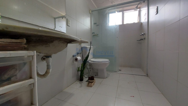 Imagem Sobrado com 3 Quartos à Venda, 325 m² em Vila Assunção - Porto Alegre