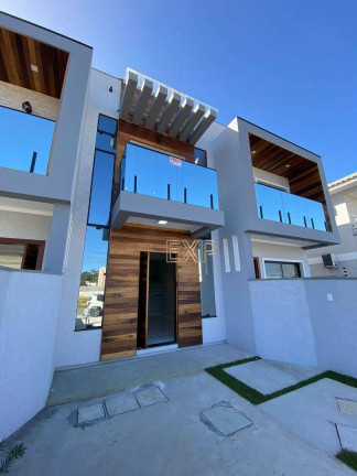 Sobrado com 2 Quartos à Venda, 120 m² em São João Do Rio Vermelho - Florianópolis