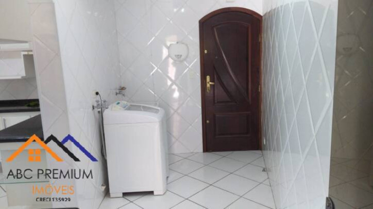 Imagem Sobrado com 3 Quartos à Venda, em Jd. Teles De Meneses - Santo André Imagem Sobrado com 3 Quartos à Venda, em Jd. Teles De Meneses - Santo André