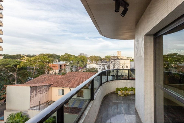 Imagem Imóvel com 5 Quartos à Venda, em Indianópolis - São Paulo Imagem Imóvel com 5 Quartos à Venda, em Indianópolis - São Paulo