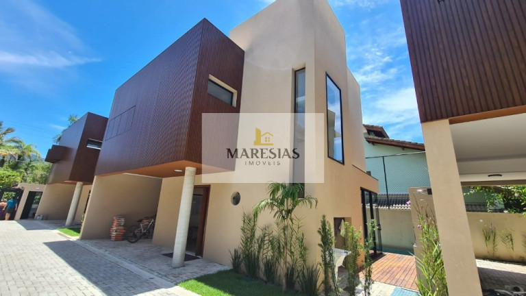 Casa com 3 Quartos à Venda, 165 m² em Camburi - São Sebastião