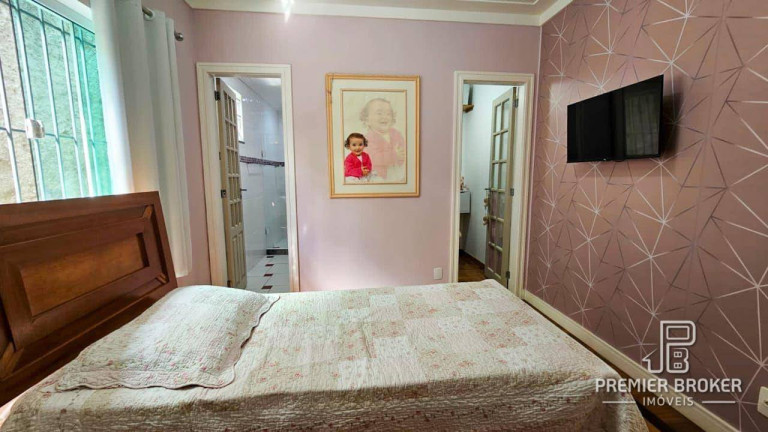 Imagem Casa com 3 Quartos à Venda, 240 m² em Bom Retiro - Teresópolis Imagem Casa com 3 Quartos à Venda, 240 m² em Bom Retiro - Teresópolis