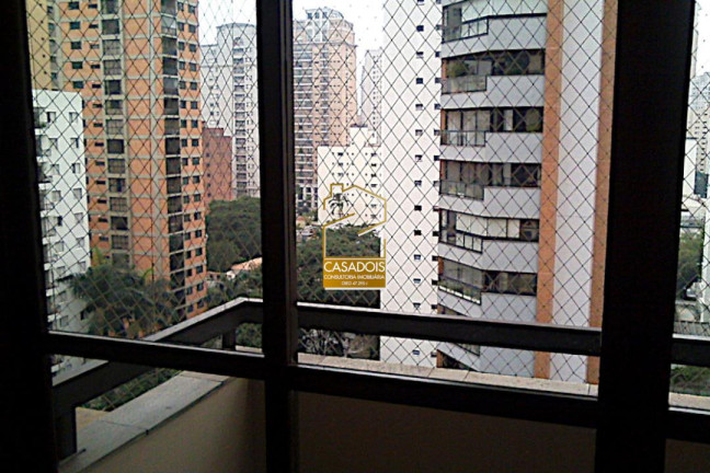 Imagem Apartamento com 3 Quartos à Venda, 130 m² em Moema - São Paulo