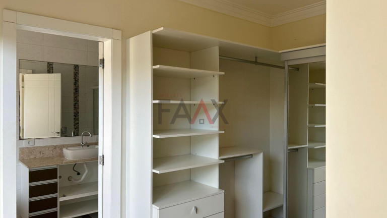 Imagem Casa com 2 Quartos à Venda, 200 m² em Centro - Gpva - Guarapuava Imagem Casa com 2 Quartos à Venda, 200 m² em Centro - Gpva - Guarapuava