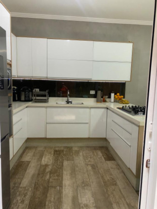 Imagem Sobrado com 3 Quartos à Venda, 120 m² em Vila Jacuí - São Paulo Imagem Sobrado com 3 Quartos à Venda, 120 m² em Vila Jacuí - São Paulo