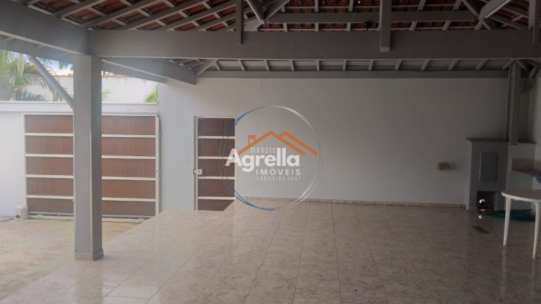 Imagem Imóvel com 1 Quarto à Venda, 130 m² em Condomínio De Chácaras Santa Isabel - Mogi Mirim Imagem Imóvel com 1 Quarto à Venda, 130 m² em Condomínio De Chácaras Santa Isabel - Mogi Mirim