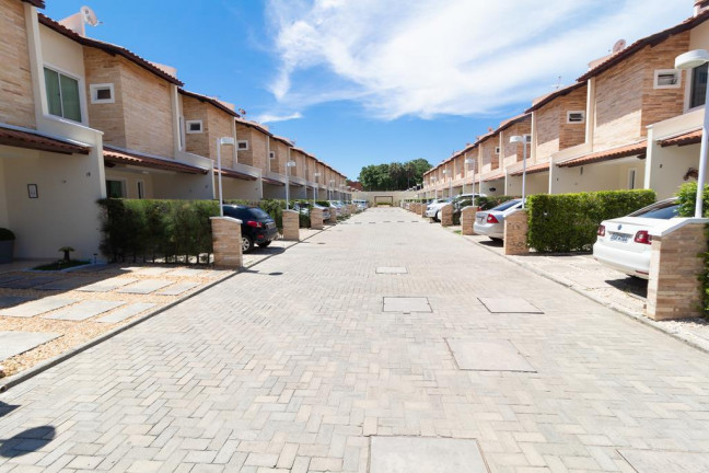 Imagem Casa com 3 Quartos à Venda, 102 m² em Lagoa Redonda - Fortaleza