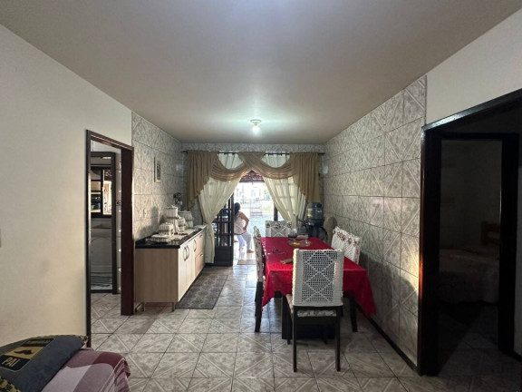 Imagem Casa com 5 Quartos à Venda, 242 m² em Centro - Balneário Barra Do Sul