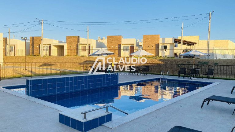 Imagem Casa de Condomínio com 2 Quartos à Venda, 63 m² em Nova Esperança - Feira De Santana