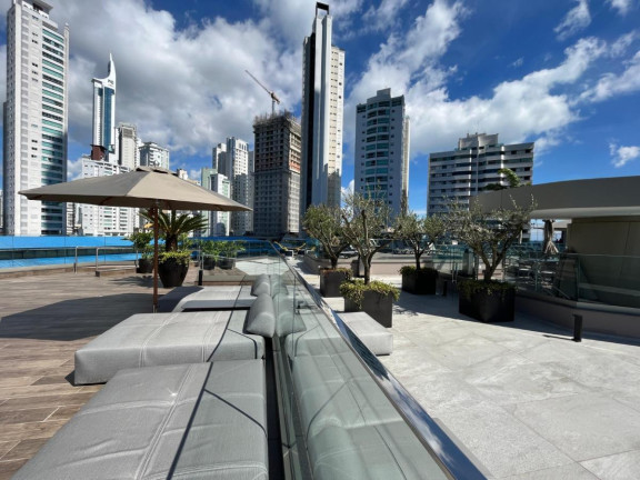 Imagem Apartamento com 4 Quartos à Venda, 10.000 m² em Centro - Balneário Camboriú