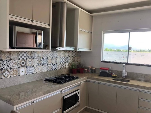 Imagem Casa com 2 Quartos à Venda, em Universitário - Tijucas Imagem Casa com 2 Quartos à Venda, em Universitário - Tijucas