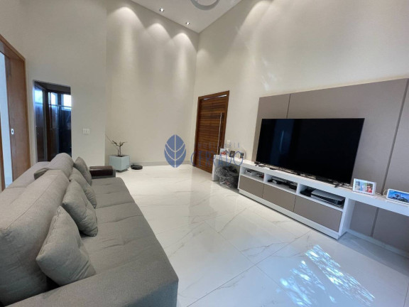 Imagem Casa com 3 Quartos para Alugar, 400 m² em Setor Bougainville - Anápolis