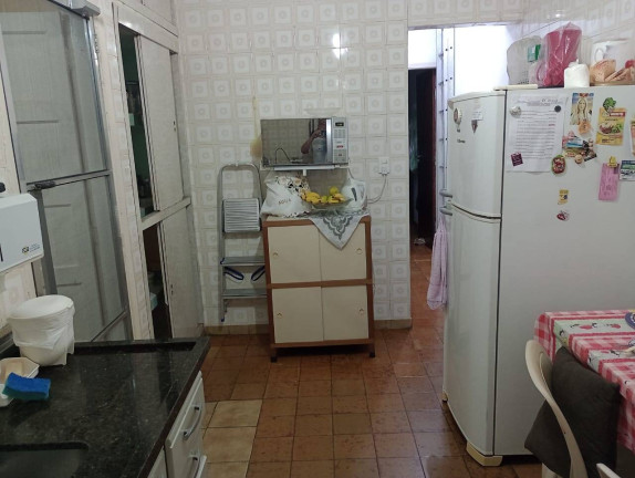 Imagem Casa com 4 Quartos à Venda, 216 m² em Tupi - Praia Grande