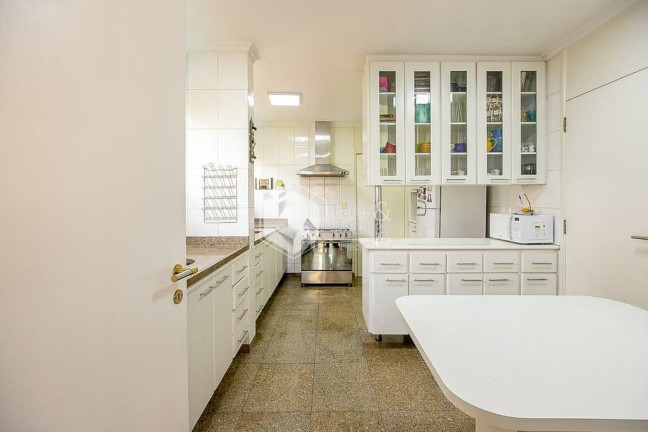 Imagem Apartamento com 3 Quartos à Venda, 225 m² em Itaim Bibi - São Paulo Imagem Apartamento com 3 Quartos à Venda, 225 m² em Itaim Bibi - São Paulo