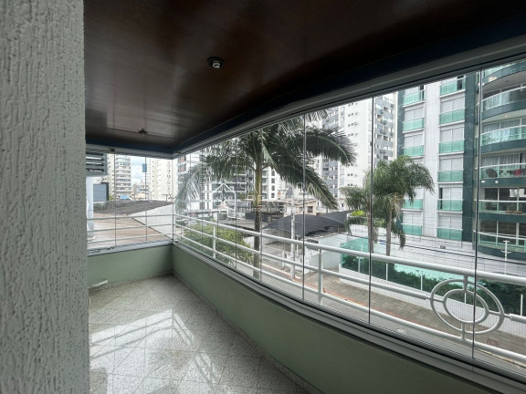 Imagem Apartamento com 4 Quartos à Venda, 143 m² em Centro - Florianópolis Imagem Apartamento com 4 Quartos à Venda, 143 m² em Centro - Florianópolis