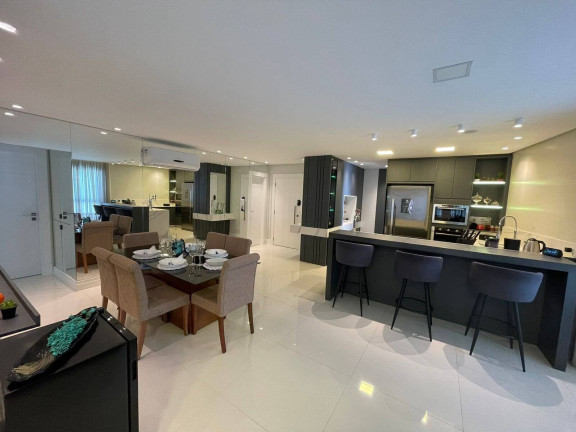 Imagem Apartamento com 3 Quartos à Venda, 126 m² em Centro - Balneário Camboriú