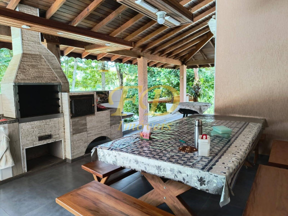Imagem Casa de Condomínio com 2 Quartos à Venda, 1.100 m² em Mairiporã