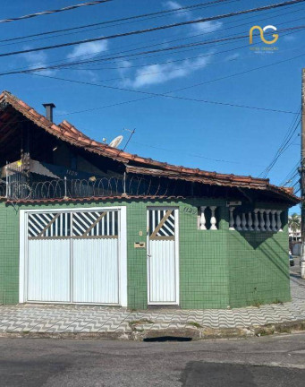 Casa com 3 Quartos à Venda, 55 m² em Tupi - Praia Grande