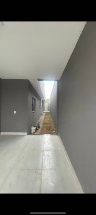 Imagem Casa com 3 Quartos à Venda, 187 m² em Goiânia Imagem Casa com 3 Quartos à Venda, 187 m² em Goiânia