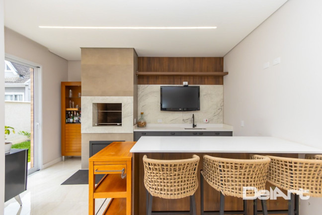 Imagem Casa com 3 Quartos à Venda, 398 m² em Uberaba - Curitiba