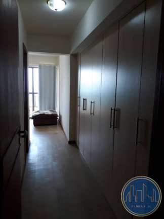 Imagem Apartamento com 4 Quartos para Temporada, 180 m² em Centro - Balneário Camboriú Imagem Apartamento com 4 Quartos para Temporada, 180 m² em Centro - Balneário Camboriú